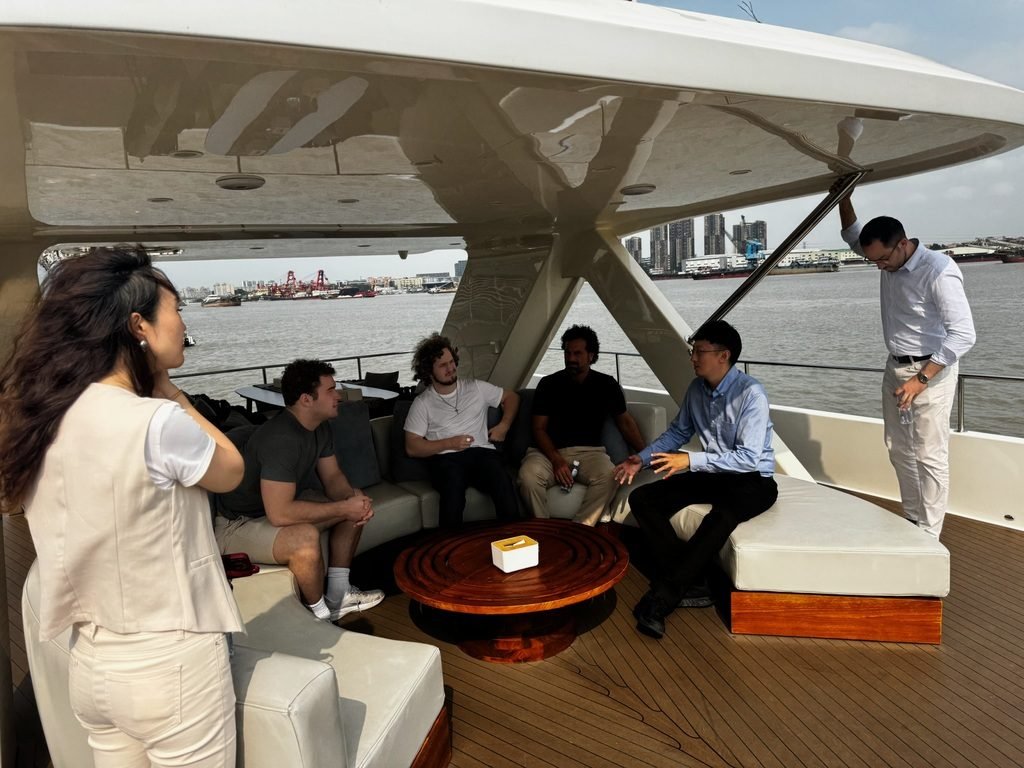 Gallery — China Business Tours 18 Networking session on the water in Shanghai during a business expedition