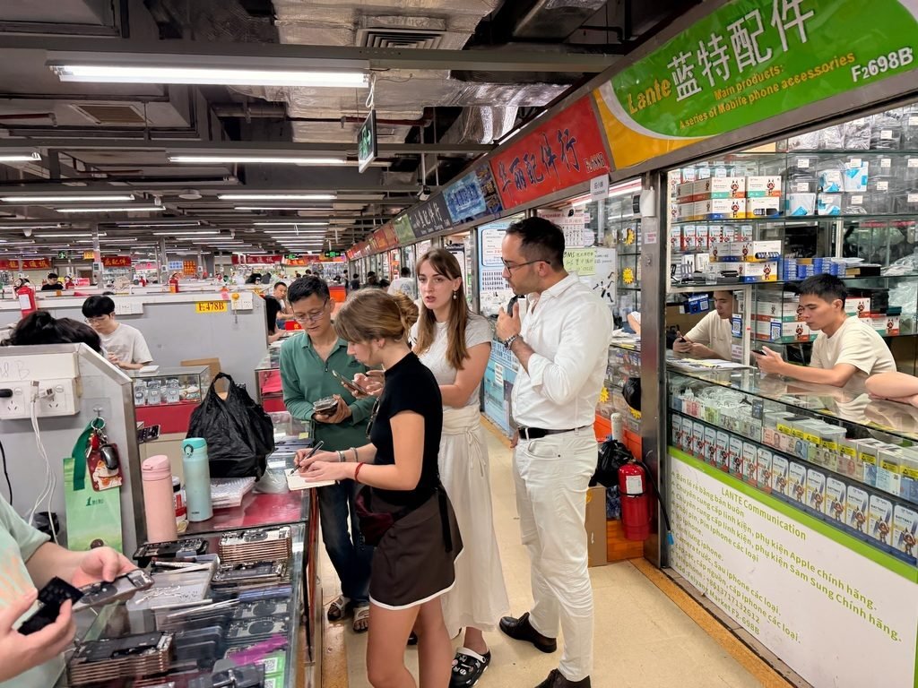 Gallery — China Business Tours 15 Retail and distribution visit during a China market research expedition